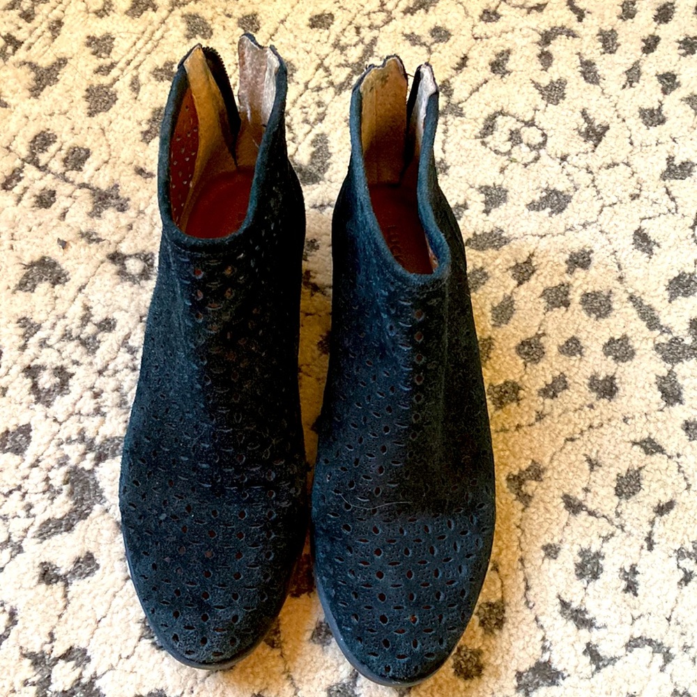 Comfortable boots